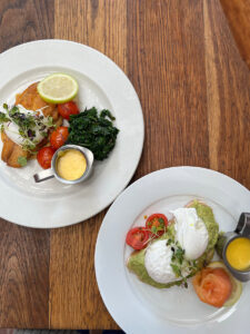 breakfast in Constantia